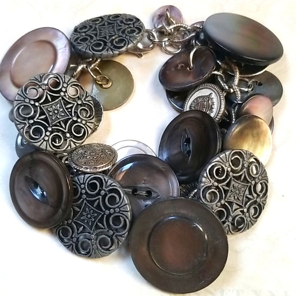 Vintage Silver Tone Button Charm Bracelet - Picture 2 of 11